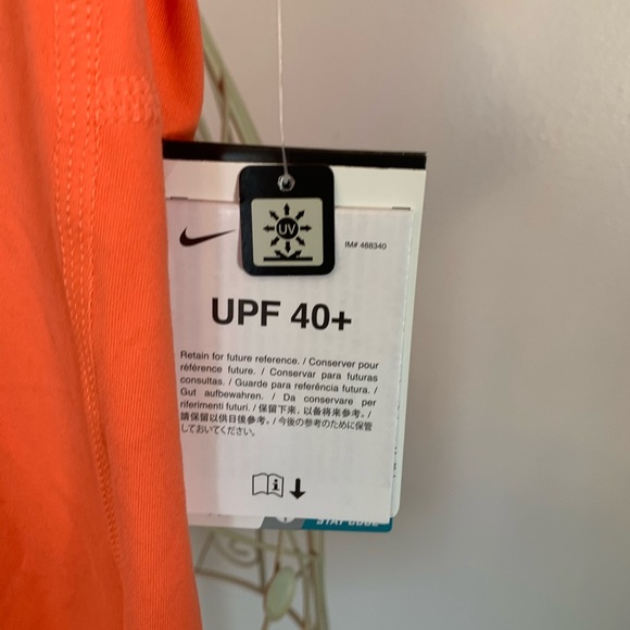 Women’s sports T-shirt - Picture 4 of 4